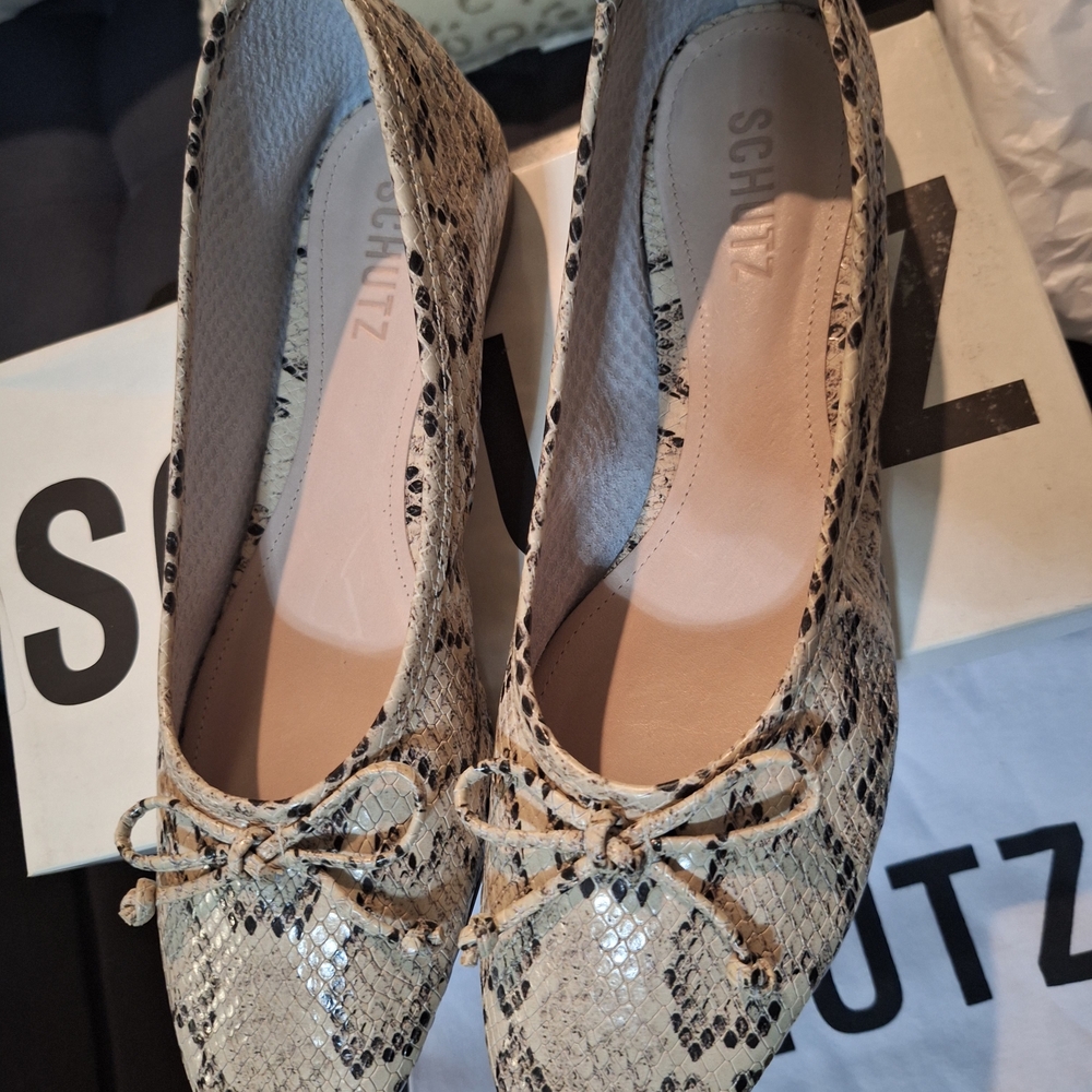 Schutz Women's Snakeskin Ballet Flats - Black and Cream - Picture 7 of 7